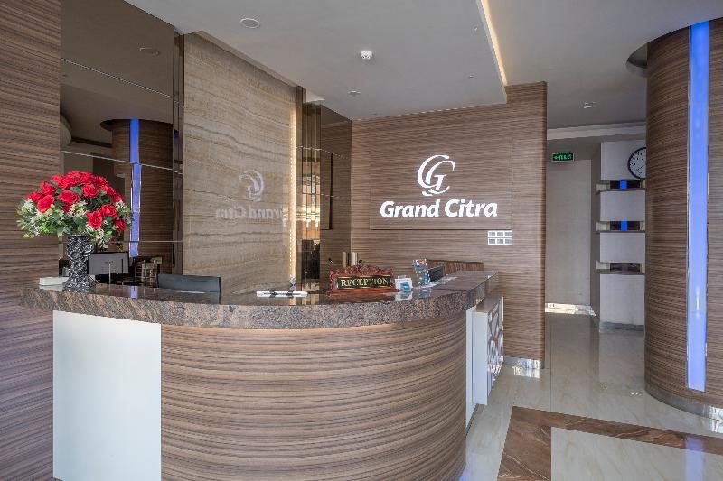 Collection O 1301 Hotel Grand Citra Макасар Экстерьер фото
